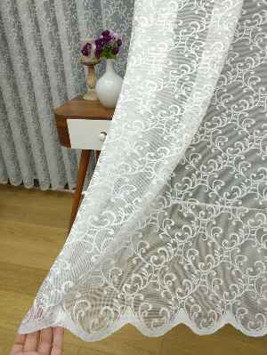 Zarif Sarmaşık Desenli Dantel Örme Tül Perde- Ekru