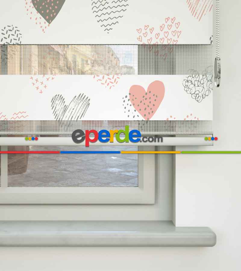 Kalp Desenli Baskılı Zebra Perde- Çok Renkli