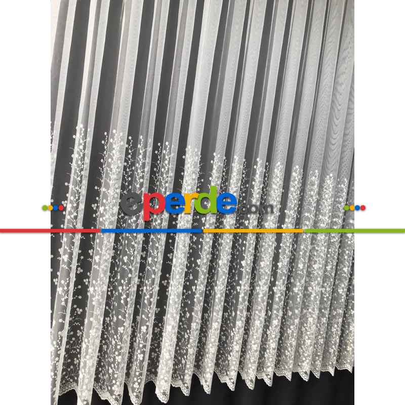 Etek Ucu Minik Papatya Desenli Tül Perde