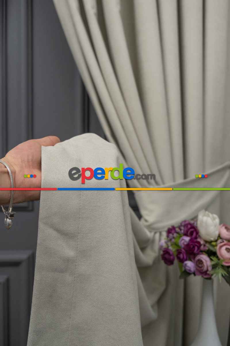 Açık Gri Düz Fon Perde En Dökümlü Fon Perde 04