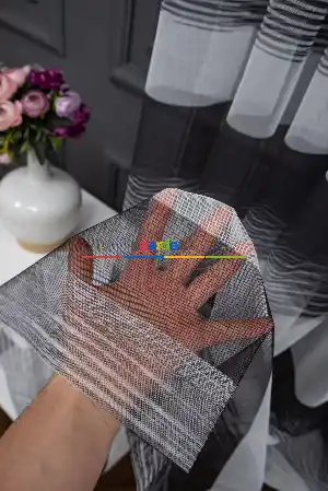 Hazır Ölçülü Petek Zemin Siyah Renkli Kalın Bantlı Modern Çizgi Desenli Grek Baskılı Tül Perde