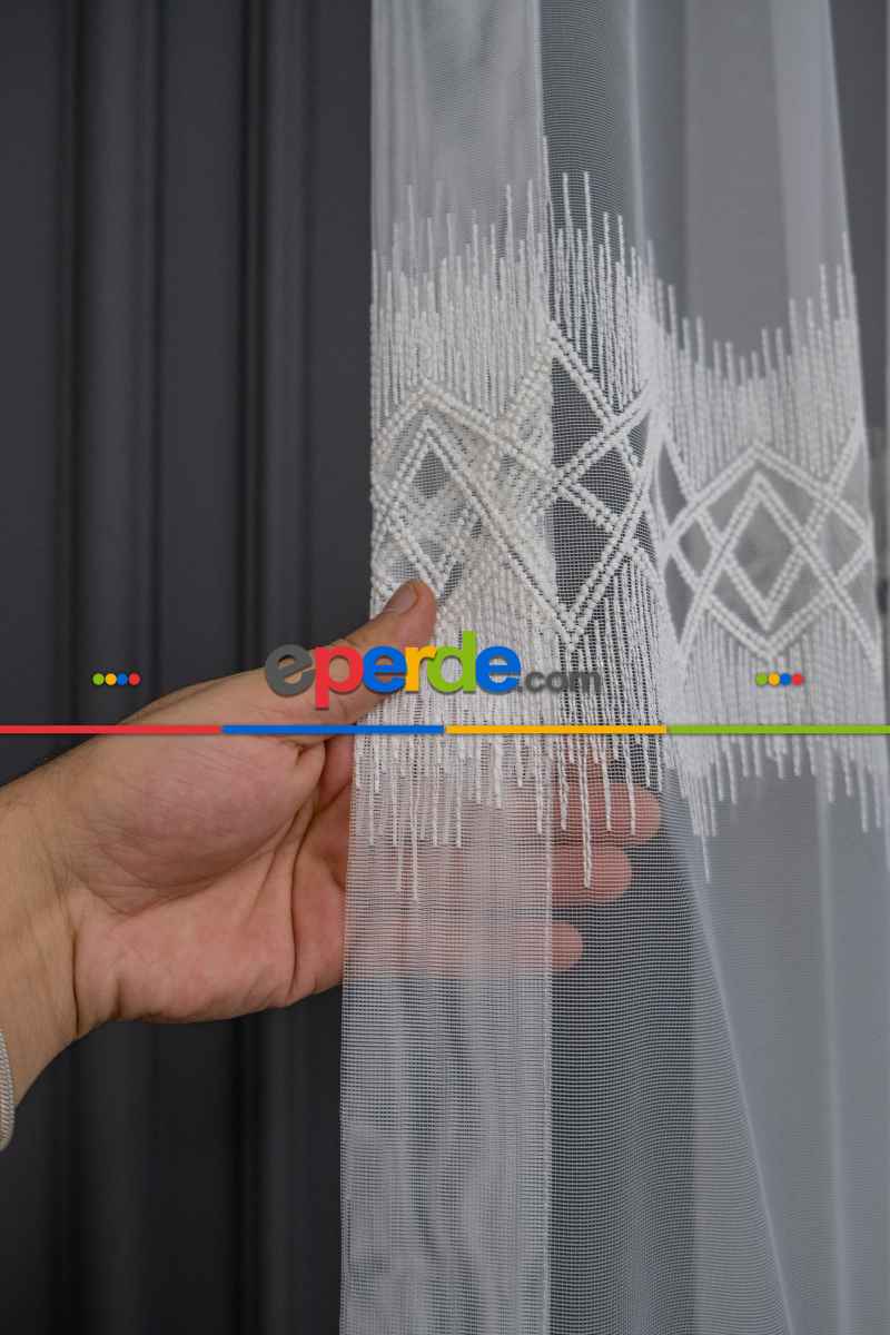 Brillant Brita Desen Tasarım Model İşlemeli Tül Perde