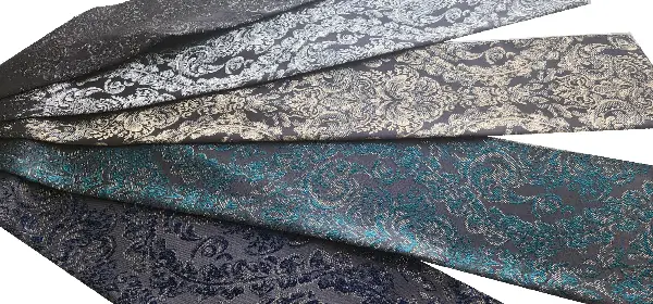 Taç Damask Desen Sim Varak İşlemeli Pano Fon Perde 70cm X 290cm 