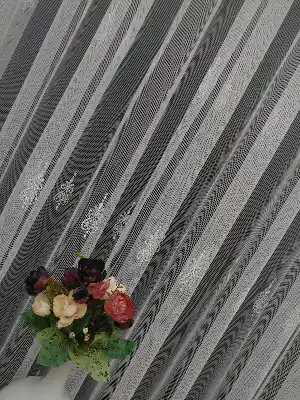 %60 İndirimli - Nakış İşlemeli Desenli Tül Perde - Ütü İstemez- Ekru