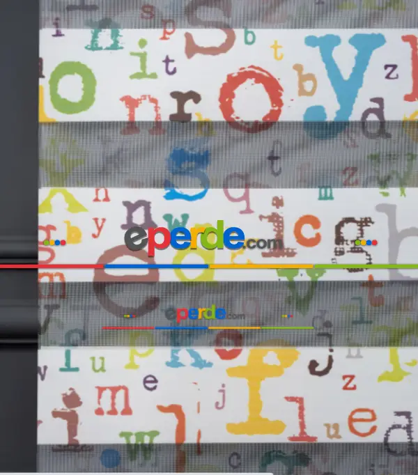 Harf Baskılı Zebra Perdeler