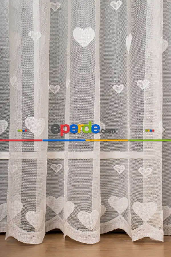 Genç Ve Çocuk Odası Kalp Desenli Tül Perde