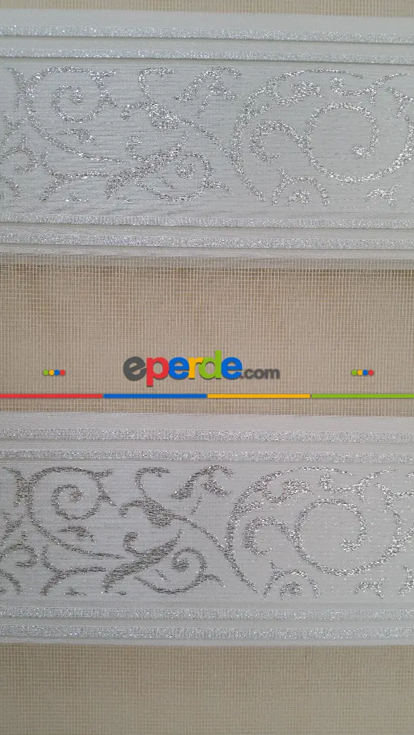 Oturma Odası - Jakarlı Zebra Perde- Beyaz-gümüş Simli