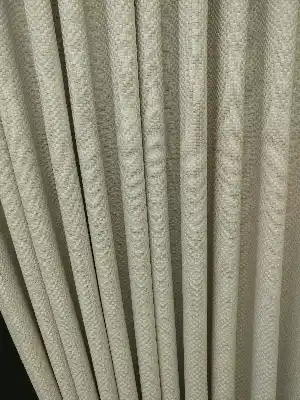 Gümüş Düz Fon Perde ( 1mt 850gram Eşsiz Dökümlü Tok Kumaş )- Gümüş