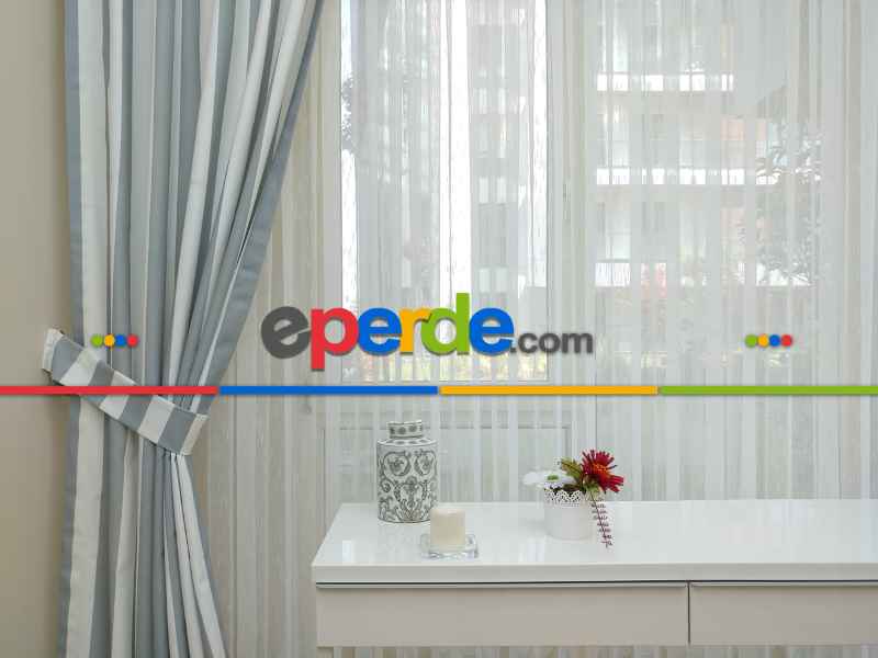 Gri Beyaz Çizgili Kaliteli Fon Perde Modelleri- Mavi-Beyaz