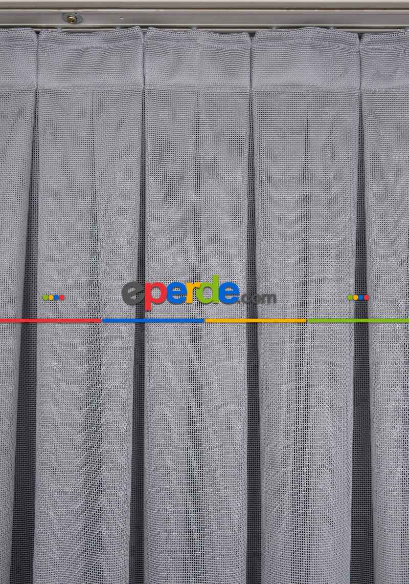 Açık Gri Renkli Kedi Tırmalamalarına Dayanaklı Tül Perde