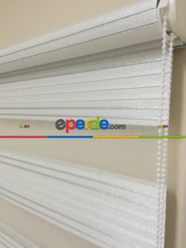 Pliseli Zebra Perde Gri Şeritli- Beyaz