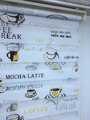 Fincan Desenli Zebra Perde,mutfak- Sarı-Kahve Koyu
