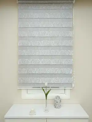Gümüş Kabartmalı Jakarlı Zebra Perde- Gümüş