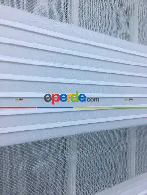 Beyaz Geniş Pliseli Zebra Perde- Beyaz