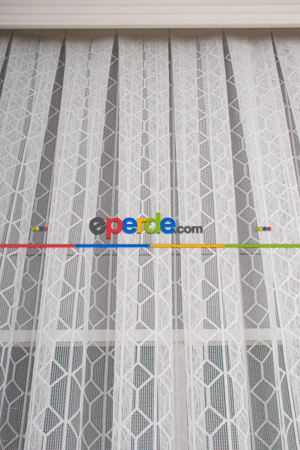 Salon - Taç Fransız Dantel Örme Tül Perde - Ekru