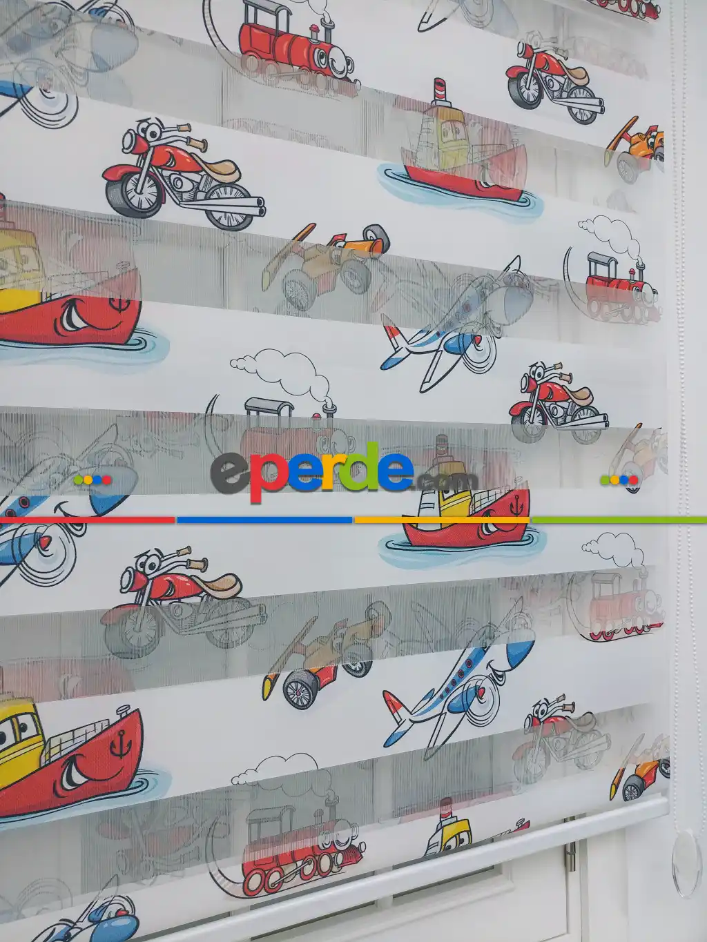 Çocuk Odası - Gemili Uçaklı Motor Desenli Erkek Çocuk Odası Zebra Perde-  Çok Renkli 2