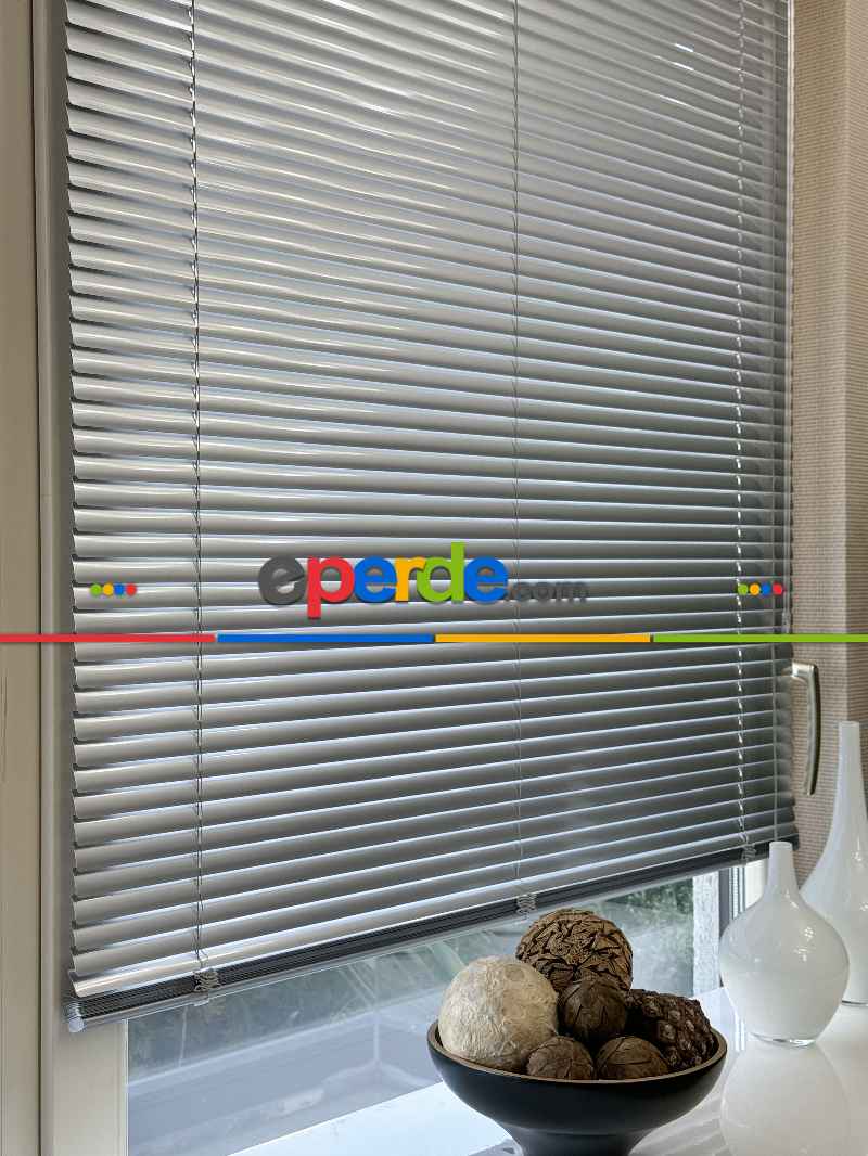 Mutfak Metalik Gümüş Alüminyum Jaluzi Perde - 25mm