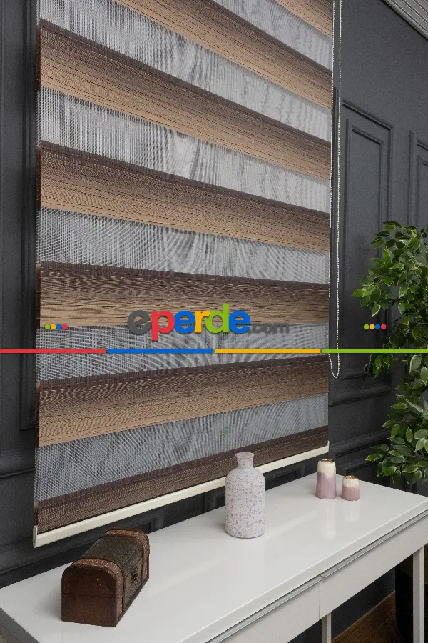 Kahverengi Zebra Perde Geçişli Kırık Pileli Zebra Perde