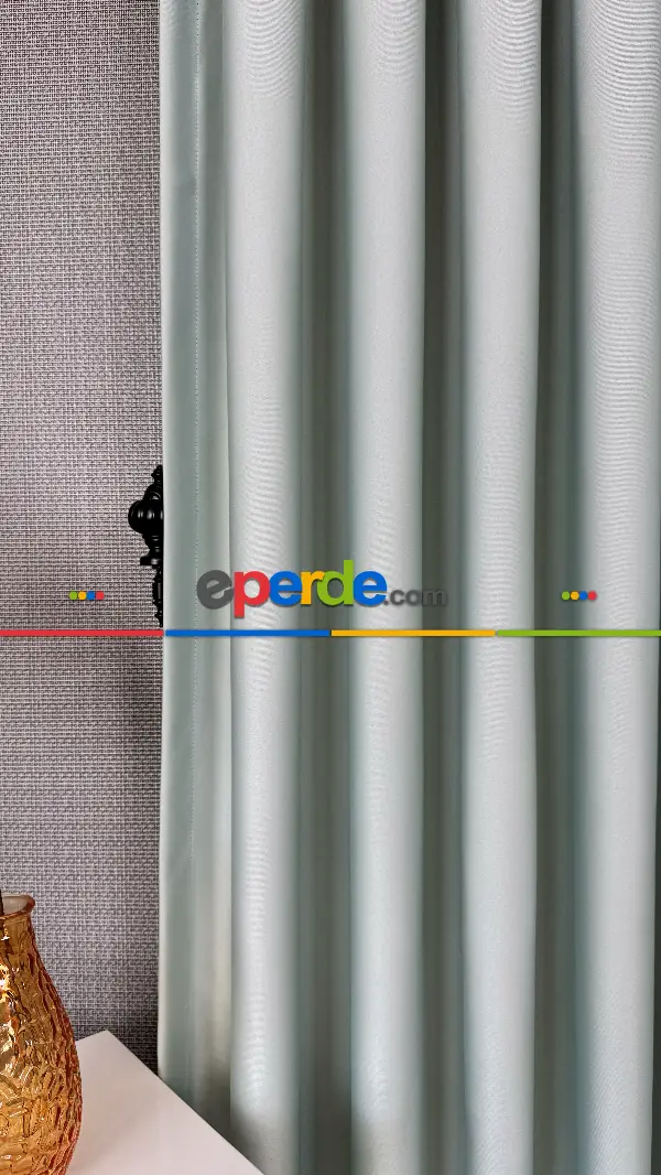 Yatak Odası - Açık Su Yeşili Blackout - Karartma Fon Perde, Premium Kalite Serisidir, � Oranında Işığı Keser