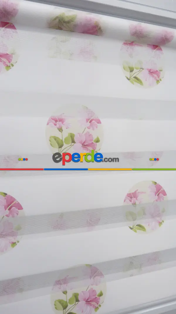 Çiçekli Desen Zebra Perde- Pembe-beyaz Buz Beyazı