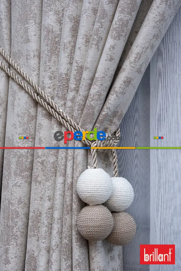 Patinedesenli Brillant Jakar Desen Fon Perde (dökümlü Fon )- Kum Beji