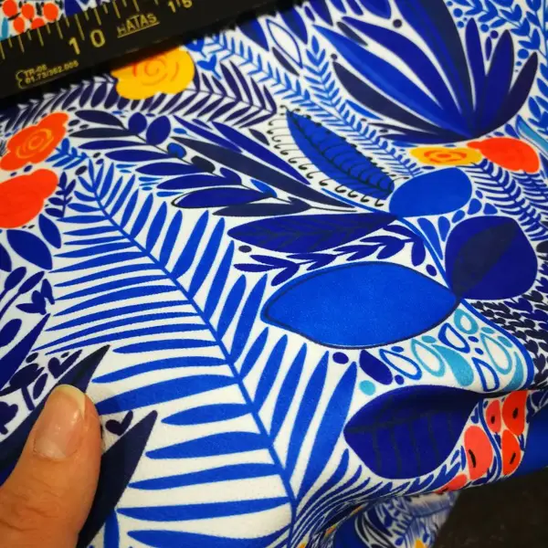 Rengarenk Çiçek Desenli Fon Perde Evm634 Kumaşı Kalındır Duck Bezi Değildir- Mavi-Kırmızı-Sarı-Turuncu-Çok Renkli