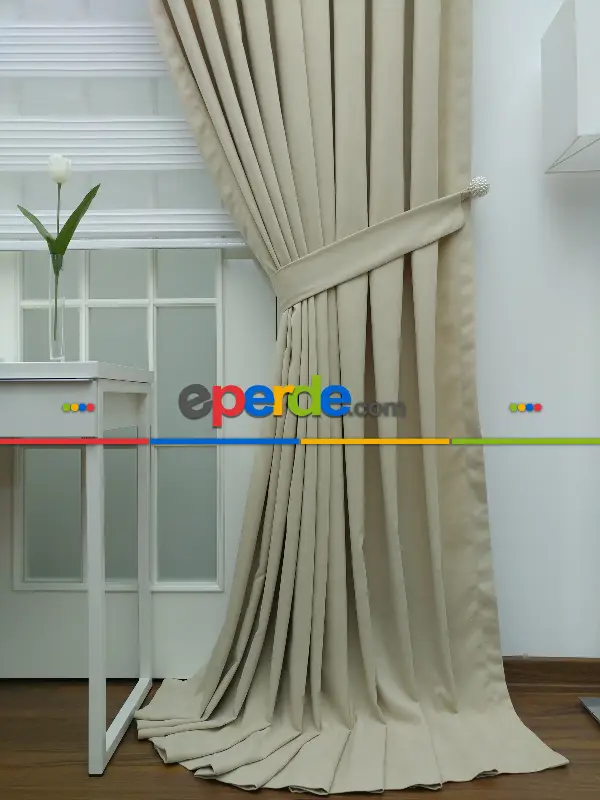 Krem Düz Fon Perde- Krem