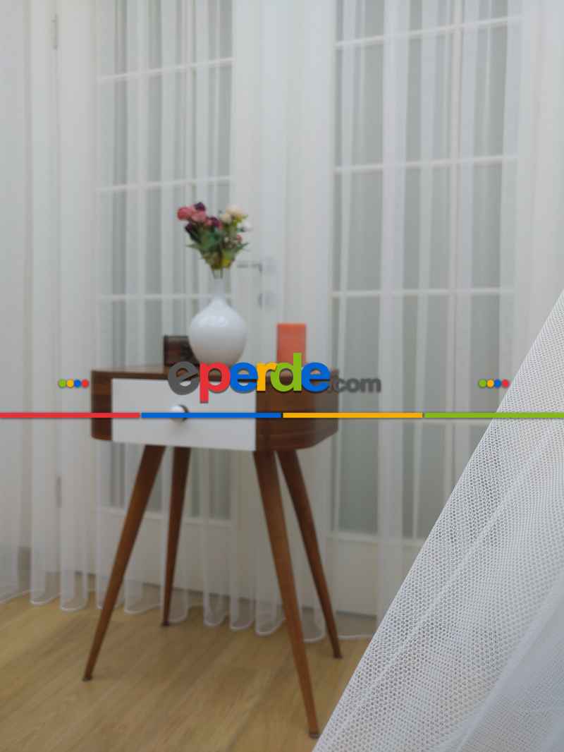 Oturma Odası - Grek Tül Perde - Petek Zemin (dökümlü) Ekru Renk Kırık Beyaz- Ekru