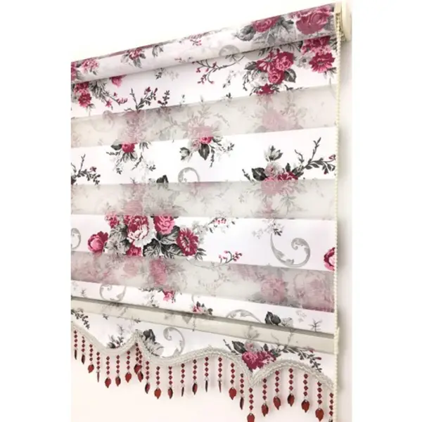 Kırmızı Çiçekli Baskılı Zebra Perde Siyah Kırmızı