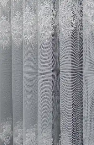 Taç Damask Sıra İşlemeli Ara Desenli Nakış İşlemeli Desen Tasarım Salon Tül Perdesi