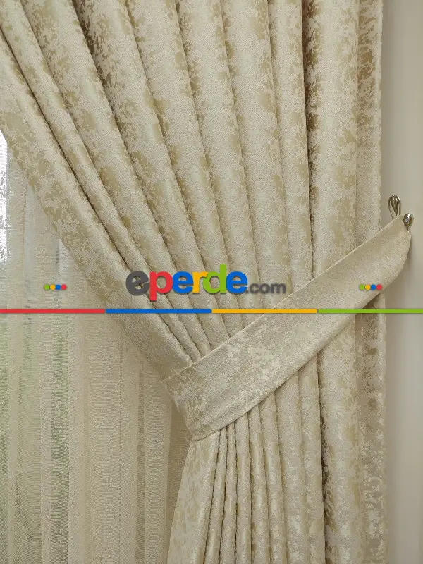 Yatak Odası - PatineDesenli Açık Bej Duz Jakar Fon Perde (180)- Bej