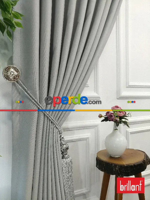 Yatak Odası - Brillant Karartma Blackout Açık Gri Renk Fon Perde- Gri Açık