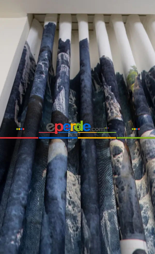 Hazır Ölçülü Dökümlü Kumaştan Köprü Ve Dağcı Manzaralı Baskılı Pilesiz Fon Perde 1. Kalite 180cm X 255cm 