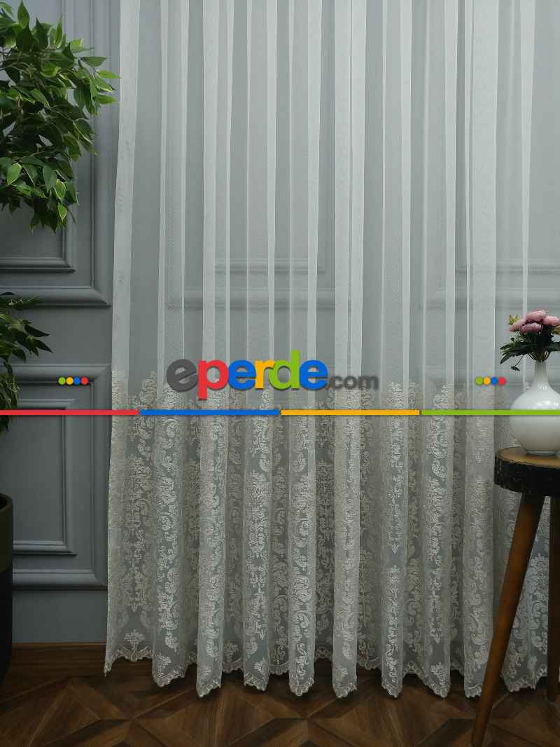 Oturma Odası - Eteği Duble Nakış İşlemeli Lüx Tül Perde Ikon 2021- Krem-altın Simli