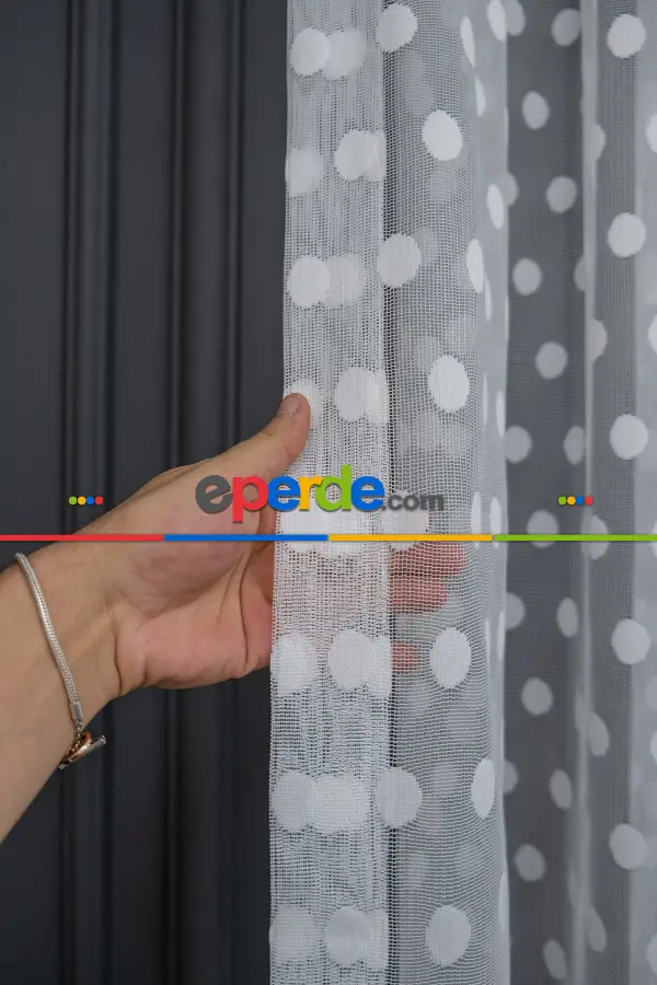 Bebek Odası Tül Perde - Puantiyeli Tül Noktalı Daire Desen Tül Perde