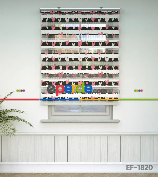 Kalp Desenli Baskılı Zebra Perde- Çok Renkli