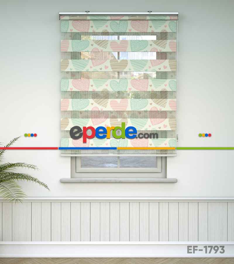 Kalp Desenli Baskılı Zebra Perde- Çok Renkli