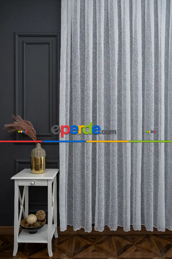 Taç Karlı Desen Örme Düz Tül Perde