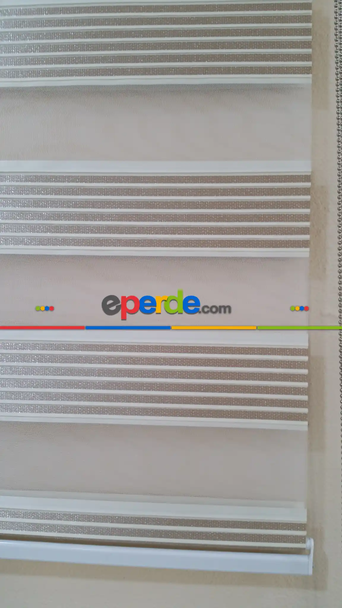 Oturma Odası - Sütlü Kahve Gümüş Simli Plise Zebra Perde