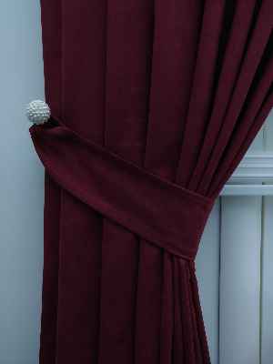 Vişne Düz Fon Perde- Vişne