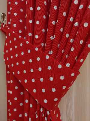 Kırmızı Puanlı Fon Perde ( Leke Tutmaz)- Kırmızı