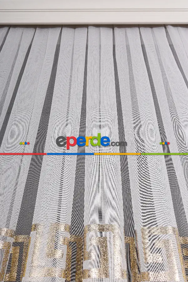 Yatak Odası - Enine Bantlı Ekru-gold Detaylı Tt Zemin Tül Perde