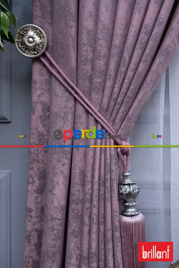 Patinedesenli Brillant Jakar Desen Fon Perde ( Dökümlü Fon )- Pembe Pudra Pembe-gül Kurusu