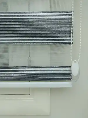 Zebra Perde Stella Series 1.kalite Lux 1616- Siyah-Beyaz-Gümüş Simli
