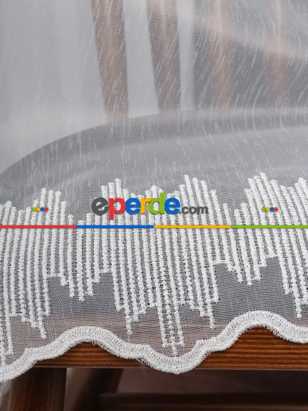 Etek Ucu Nakış İşlemeli Tül Perde