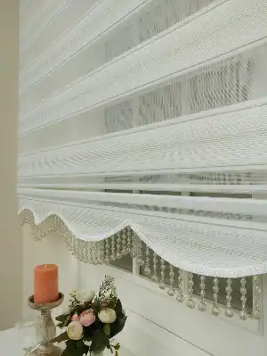 Zebra Perde - Micro Pilise - Simli Renk Geçişli Zebra Perde- Altın Simli-ekru