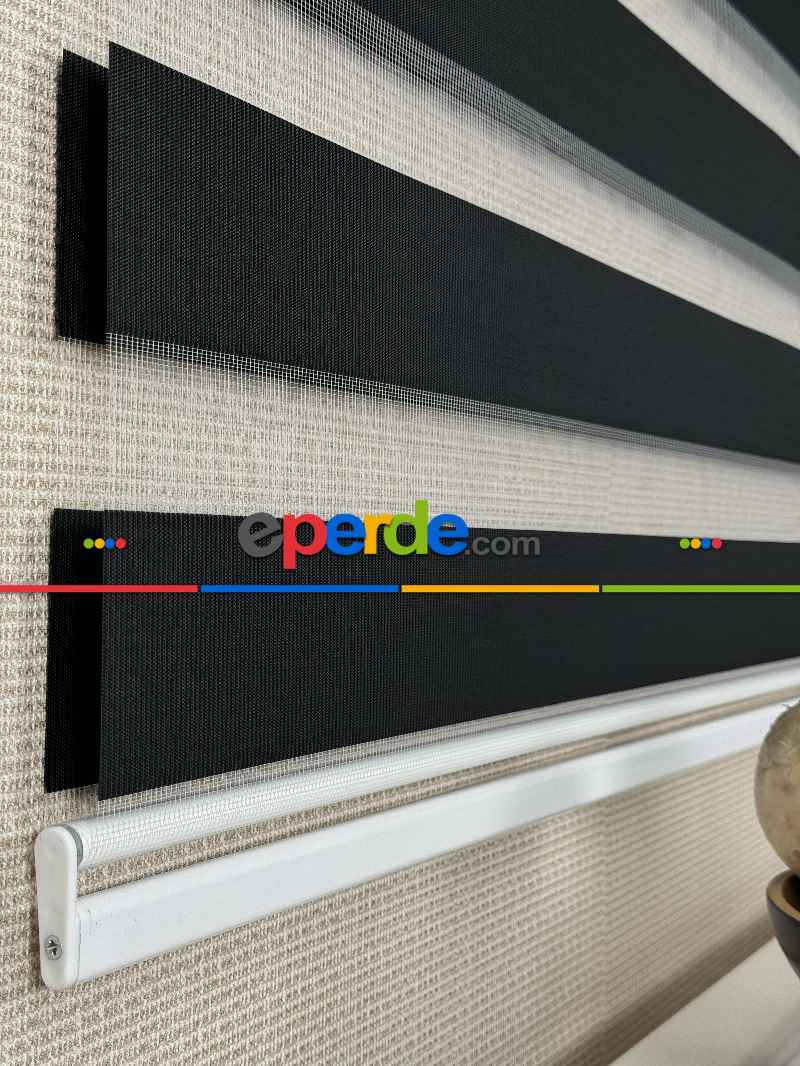 Mutfak Siyah Düz Zebra Perde, Standart Metal Kasalı Yüksek Kalite Kornişe Kolay Montaj Seçenekli