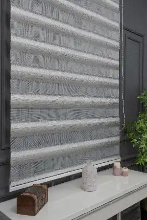 Zebra Perde - Degrade Renk Geçişli Kırık Pileli Zebra Perde