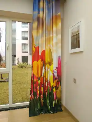 Lale Desenli Modern Fon Perde - Kırmızı Sarı Pembe Mavi-  Çok Renkli 2 160cm X 255cm 