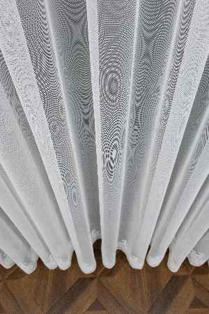 Grek Zemin Üzerine Eteği Kabartma Nakış İşlemeli Tül Perde Ekru